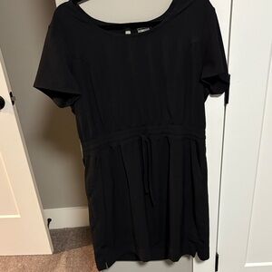 32 Degrees Elegant Black Mini Dress